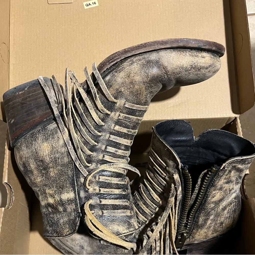 Corral booties
